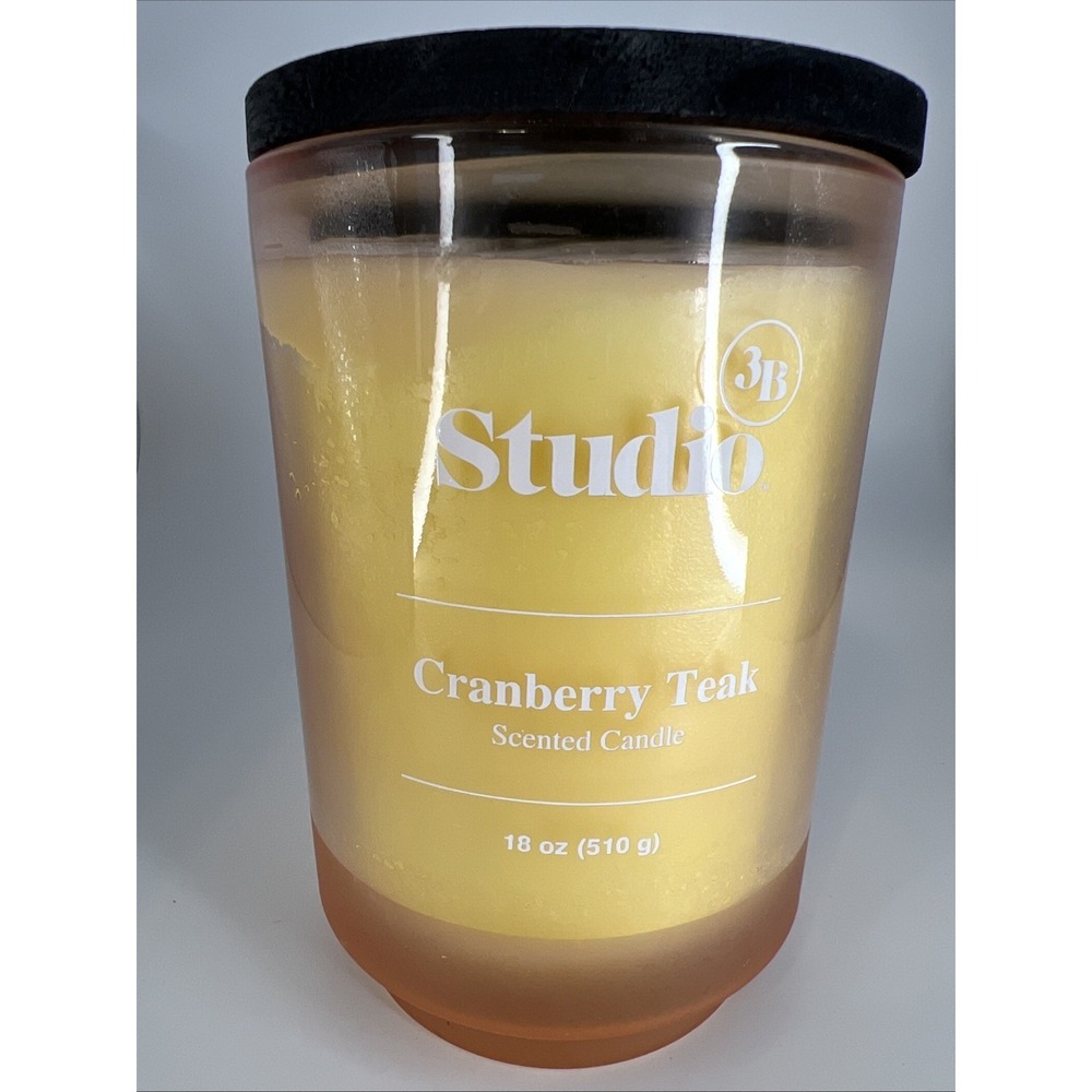 Studio 3B Amber Cranberry Teak Scented Candle 18 oz Bed Bath & Beyond New.‎